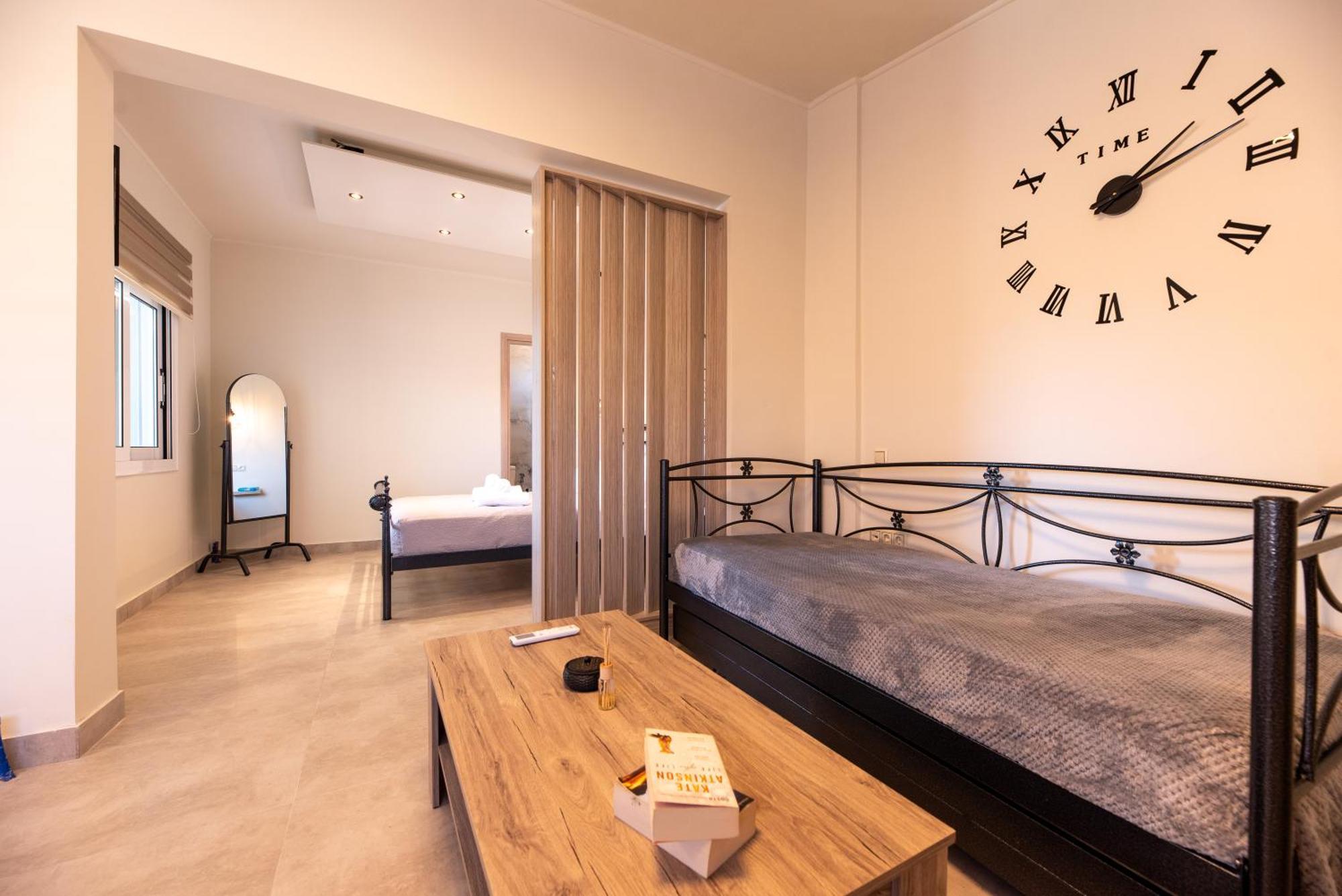 Demi'S Apartments Near Athen'S Airport Артемида Екстериор снимка